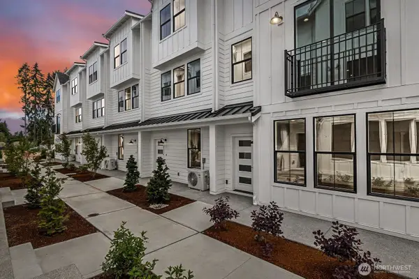 12084 127th Avenue Ct E, Puyallup, WA 98374