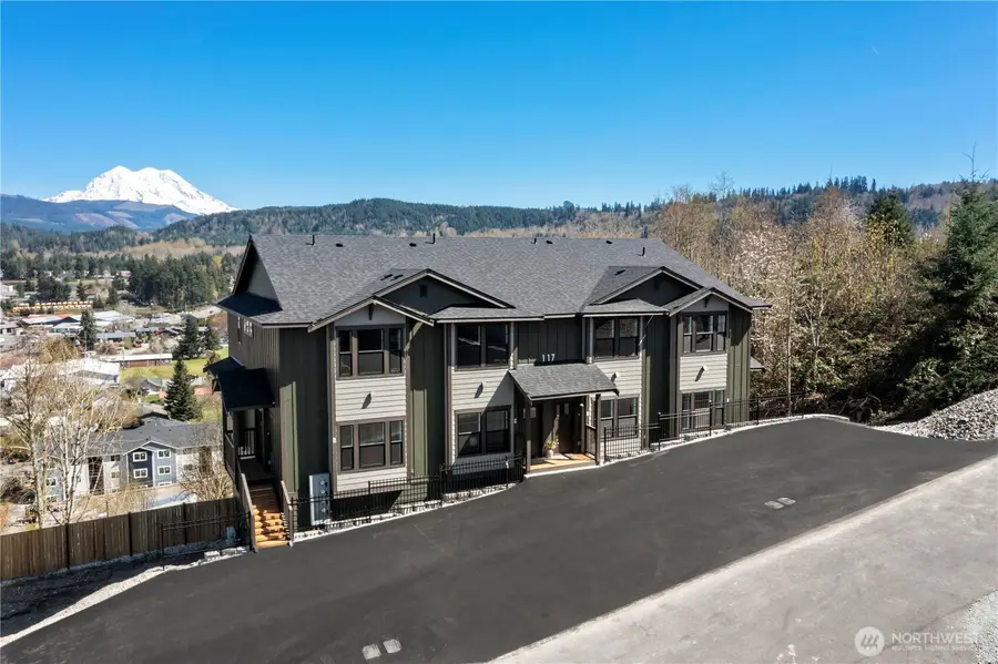 117 Orchard Avenue S #B, Eatonville, WA 98328 - #2