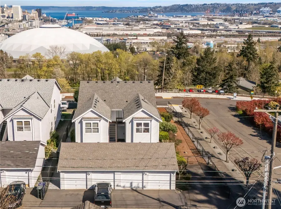 522 E 32nd Street #A-D, Tacoma, WA 98404 - #2