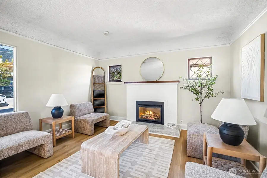 7318 20th Avenue Ne, Seattle, WA 98115 - #3