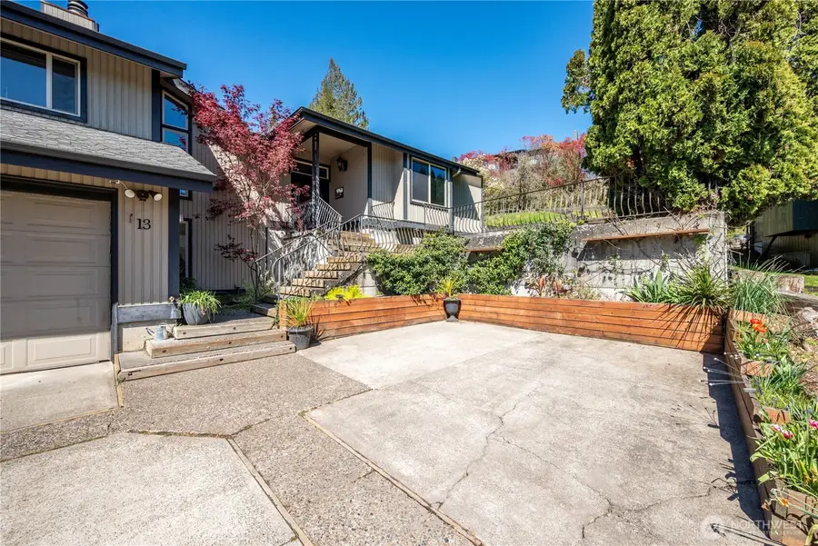 13 Judith Place, Longview, WA 98632 - #2