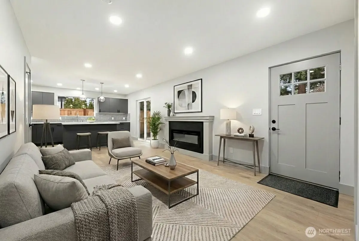 13007 1st Avenue Ne, Seattle, WA 98125 - #1