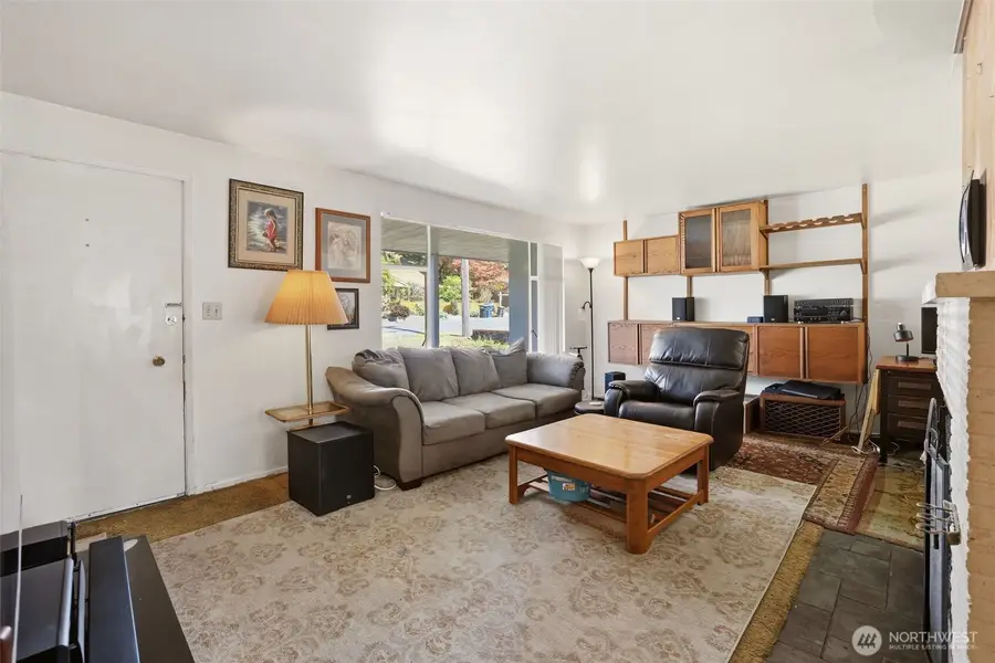 1305 N 171st Street, Shoreline, WA 98133 - #3