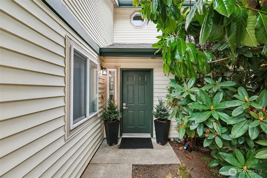 6929 NE 170th Street #8, Kenmore, WA 98028 - #3