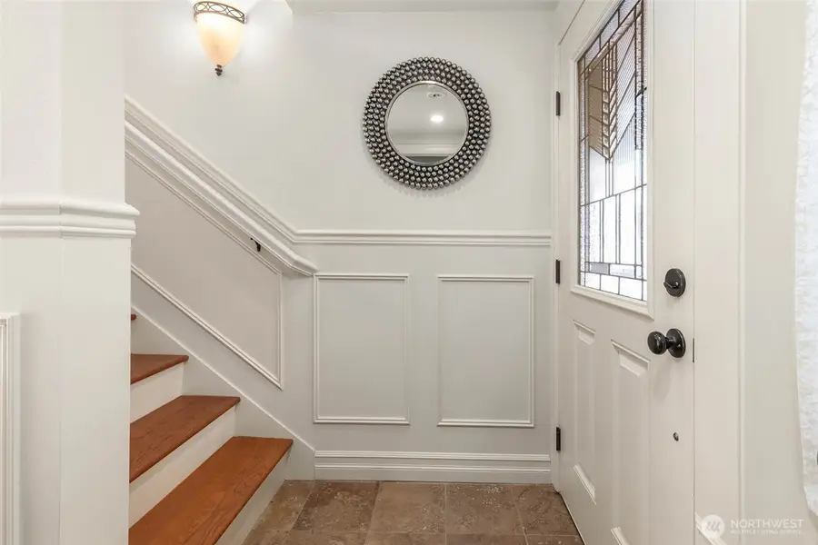 924 2nd Avenue W, Seattle, WA 98119 - #3