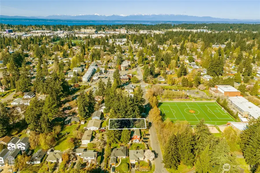 1 NE 135th Street #50, Seattle, WA 98125 - #2