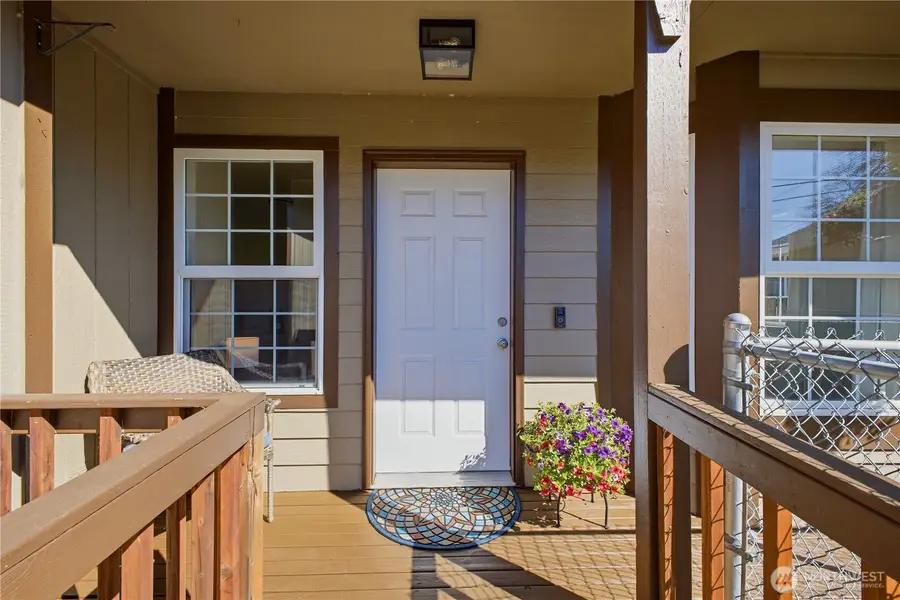 1614 Glass Avenue Ne, Olympia, WA 98506 - #3