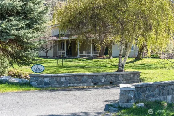 882 Lower Joe Creek Road, Manson, WA 98831