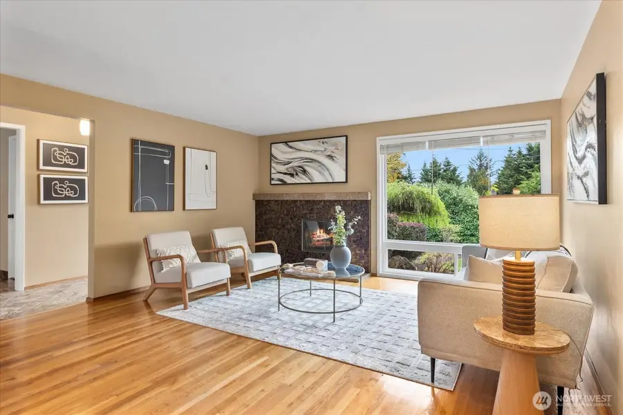 16010 SE 5th Street, Bellevue, WA 98008 - #2