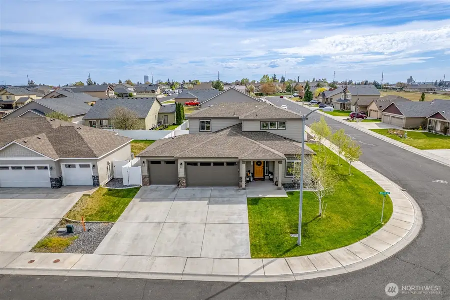 606 8th Avenue Ne, Ephrata, WA 98823 - #3