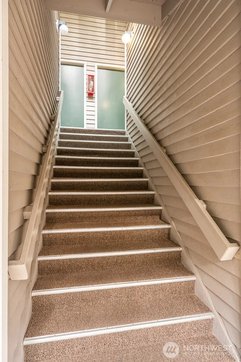 9918 NE 144th Lane #406, Kirkland, WA 98034 - #2