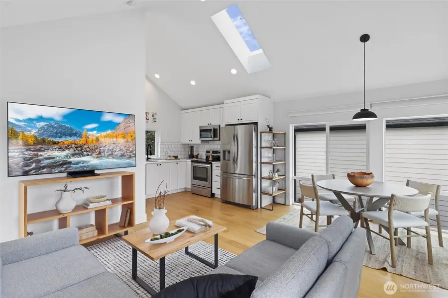 10055 8th Avenue Nw #B, Seattle, WA 98177 - #2