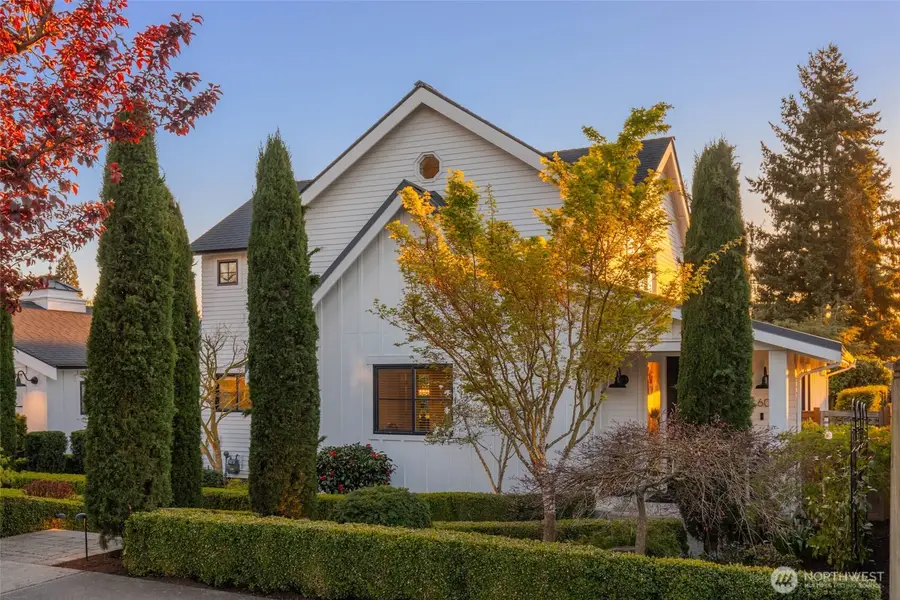 6035 111th Avenue Ne, Kirkland, WA 98033 - #2