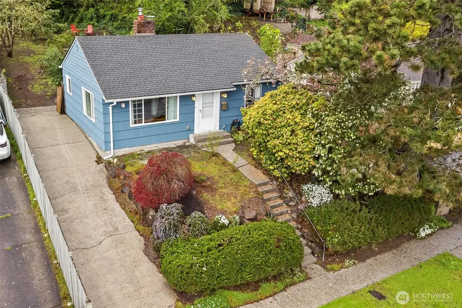 9911 31st Avenue Sw, Seattle, WA 98126 - #2