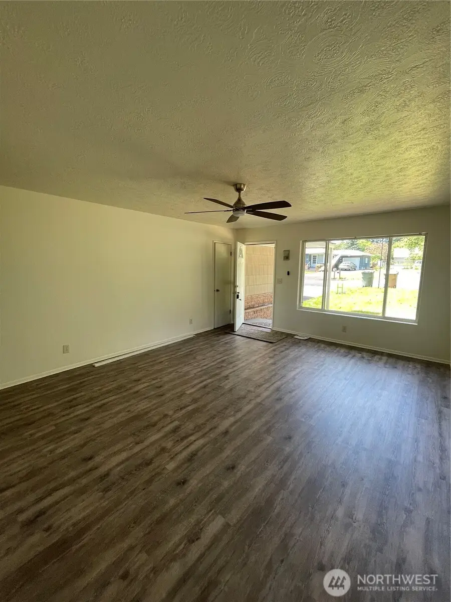 1 Pacific Place #2, Longview, WA 98632 - #2