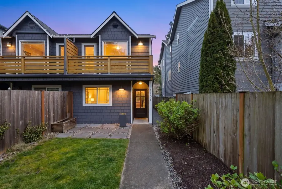 4206 36th Avenue W, Seattle, WA 98199 - #2