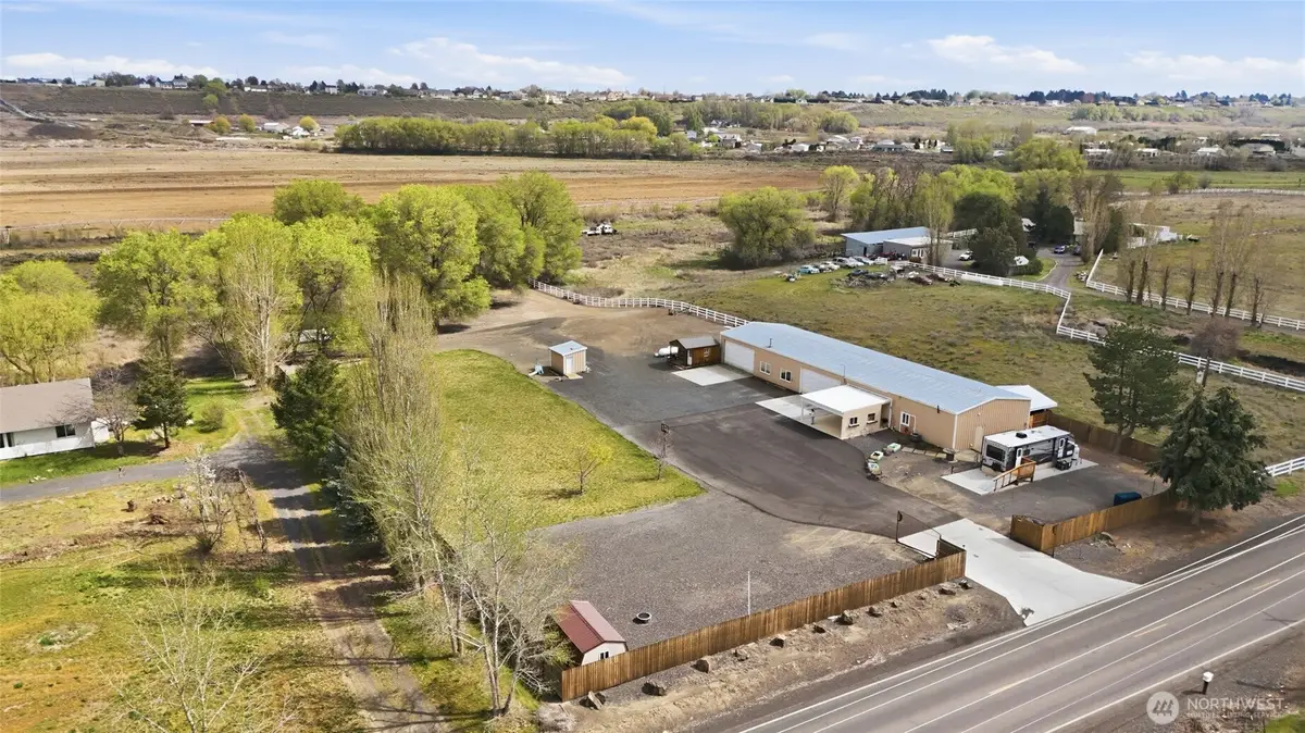 5601 Road K Ne, Moses Lake, WA 98837 - #1