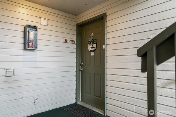 20050 Vikings Crest Loop Ne #2-204, Poulsbo, WA 98370