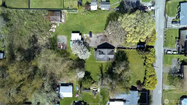 8818 E D Street, Tacoma, WA 98445