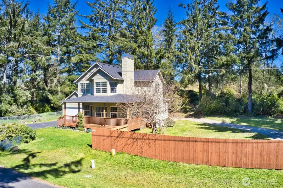 830 Discovery Avenue Se, Ocean Shores, WA 98569 - #2