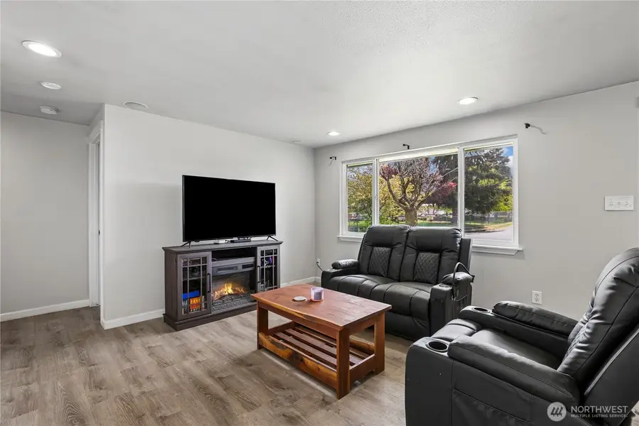 4501 Yew Lane Sw, Lakewood, WA 98499 - #3