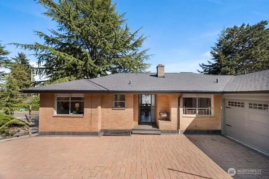 6303 Wilson Avenue S, Seattle, WA 98118 - #2
