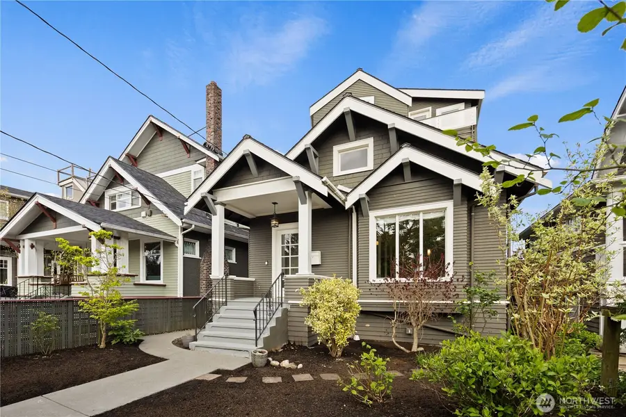 4306 Burke Avenue N, Seattle, WA 98103 - #3