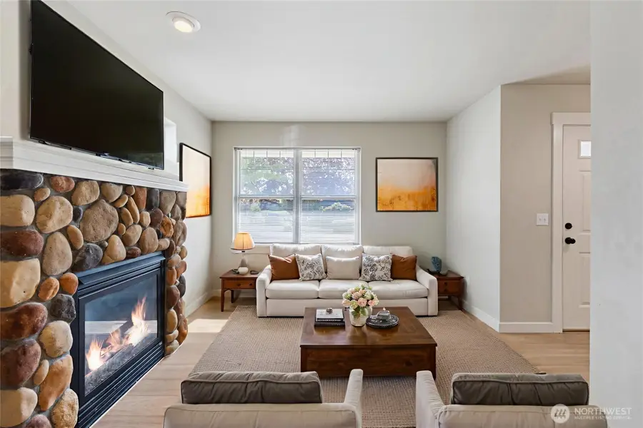 306 S Main Street #A2, Coupeville, WA 98239 - #3