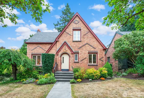 1226 25th Avenue E, Seattle, WA 98112