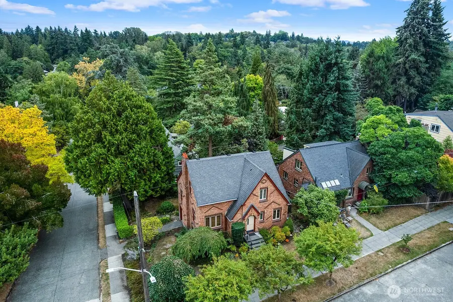 1226 25th Avenue E, Seattle, WA 98112 - #3