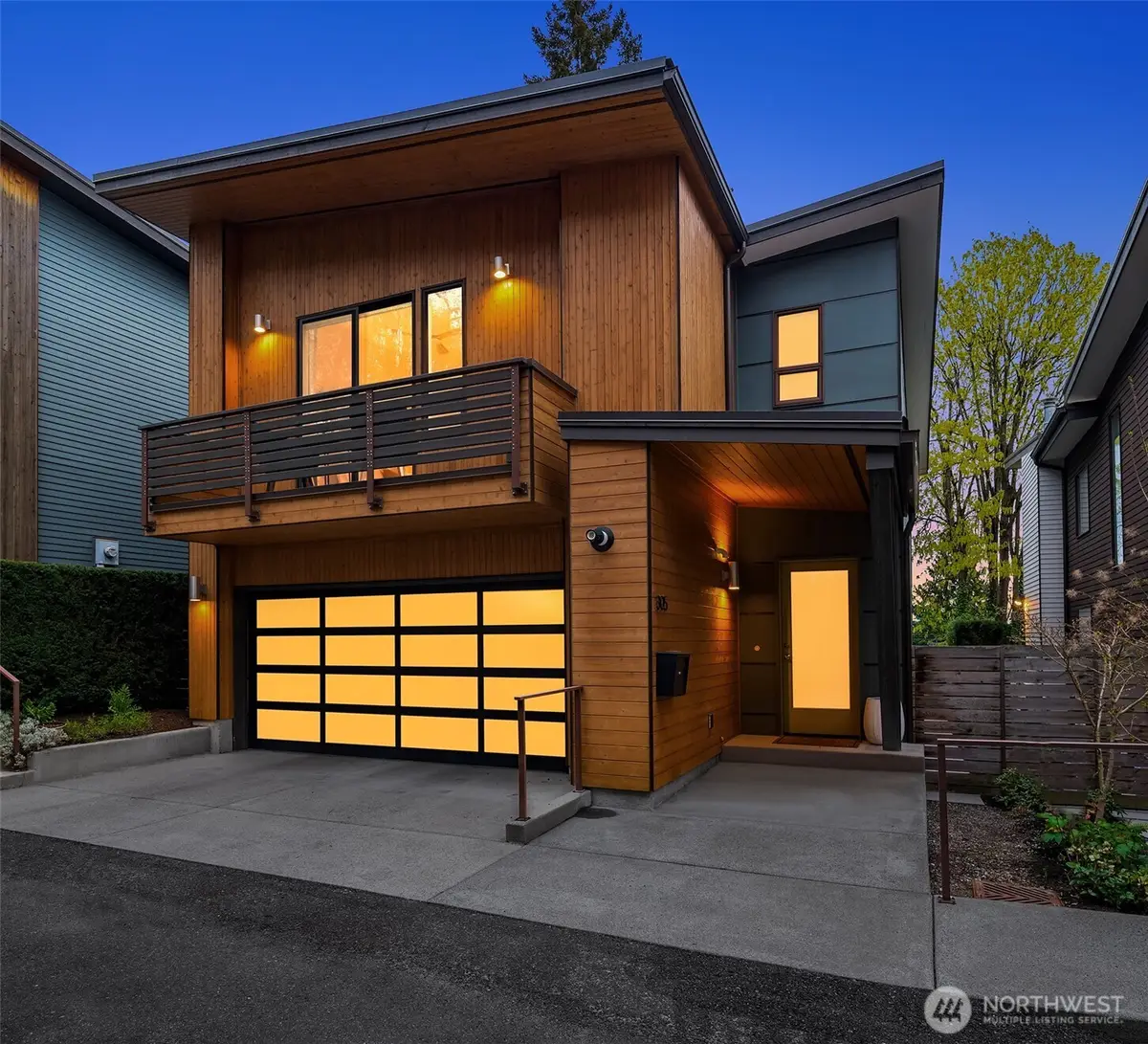 305 24th Avenue E, Seattle, WA 98112 - #1