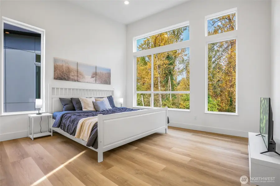 10622 E Riverside Drive, Bothell, WA 98011 - #2