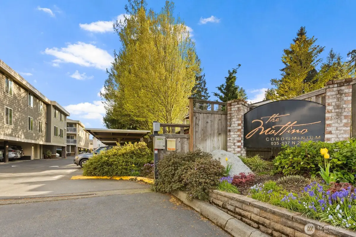 937 N 200th Street #B 203, Shoreline, WA 98133 - #1