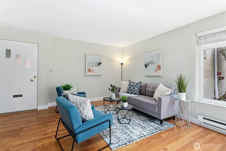 4806 Terrace Drive Ne #4806, Seattle, WA 98105 - #3