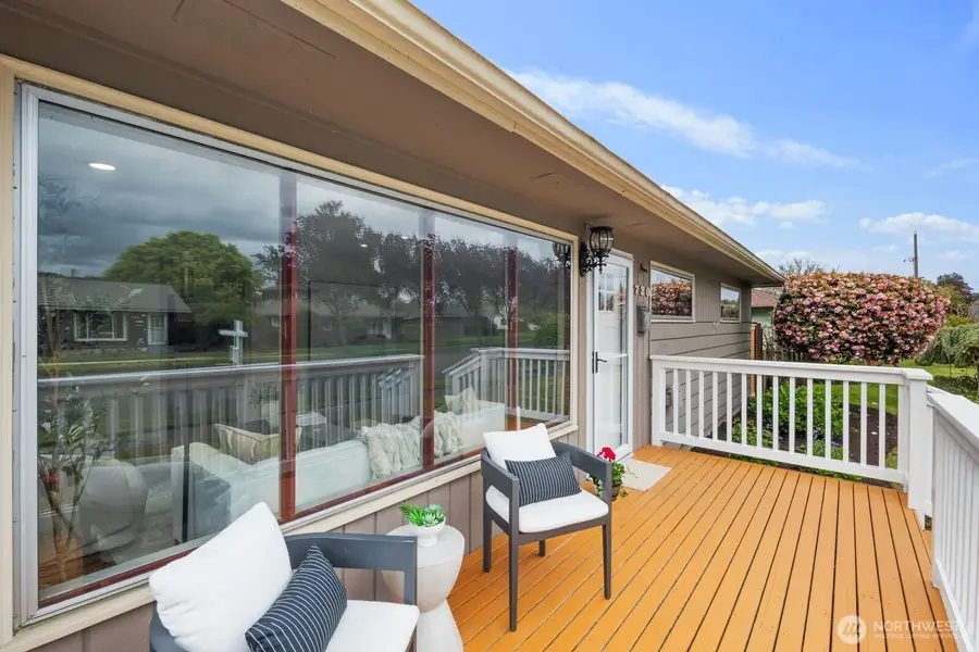 720 Wood Avenue, Sumner, WA 98390 - #2