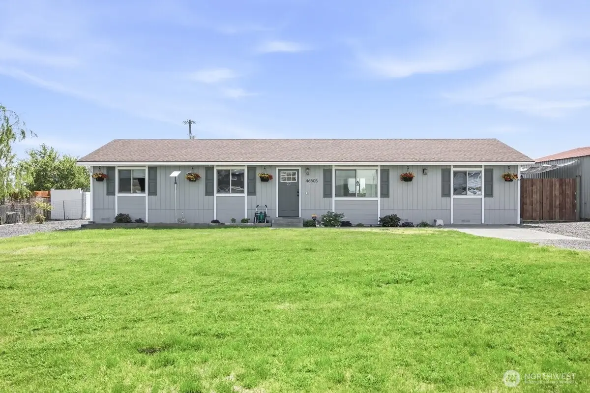 46505 W Paterson Ave, Paterson, WA 99345 - #1