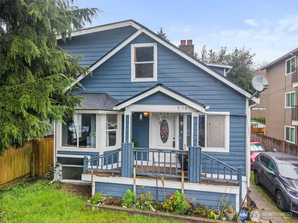 934 N 100th Street, Seattle, WA 98133