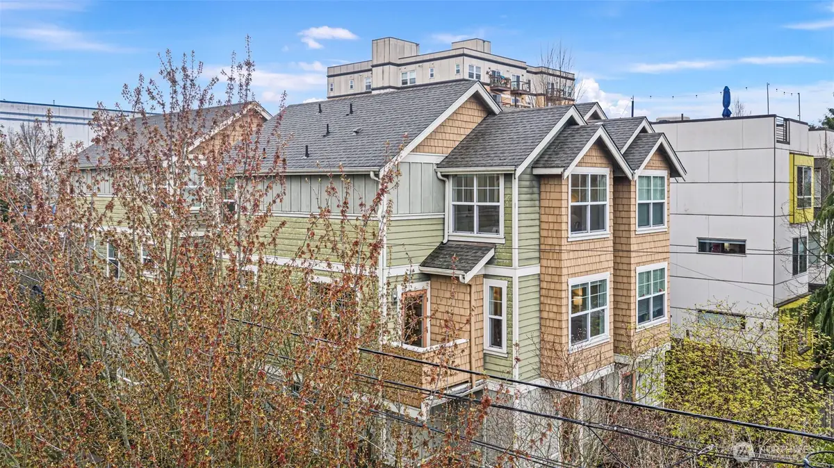 9501 Interlake Avenue N, Seattle, WA 98103 - #1