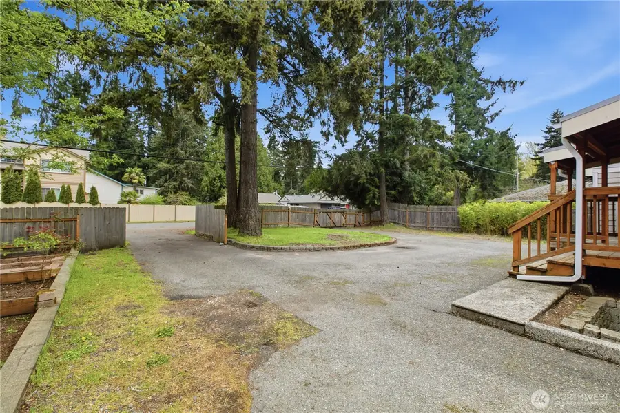 1429 S 132nd Street, Burien, WA 98168 - #3