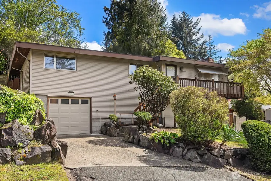11232 59th Avenue S, Seattle, WA 98178 - #2