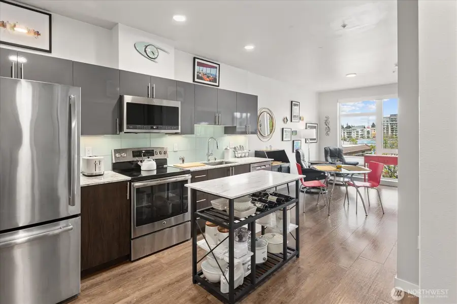 1085 103rd Avenue Ne #311, Bellevue, WA 98004 - #3