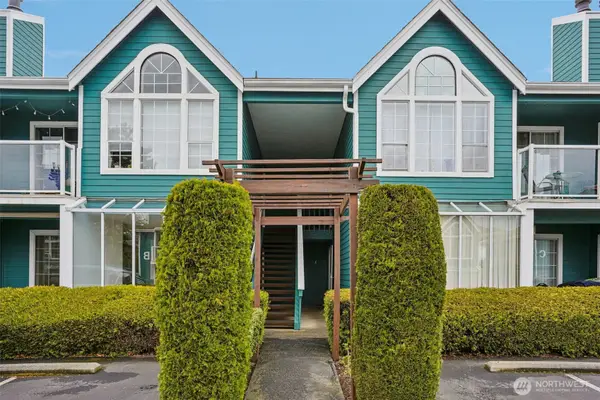 16419 Spruce Way #I3, Lynnwood, WA 98037