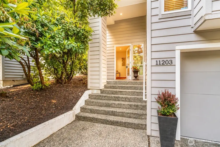 11203 NE 106th Place, Kirkland, WA 98033 - #2