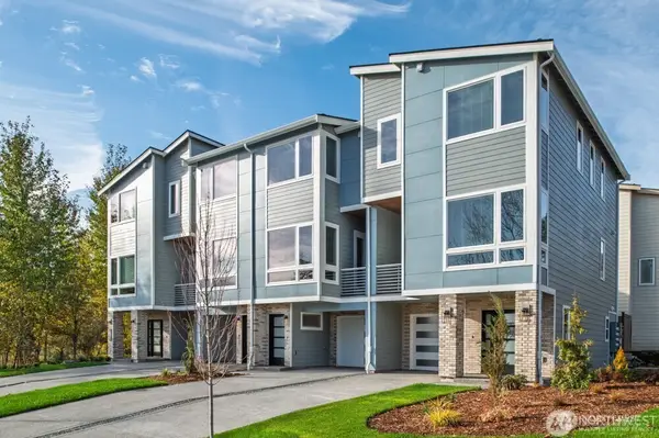 6611 S 128th Street, Seattle, WA 98178