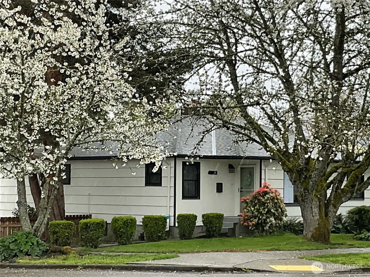 4803 SW Alaska Street, Seattle, WA 98116 - #1