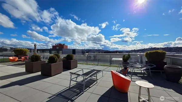 1760 NW 56th Street #309, Seattle, WA 98107