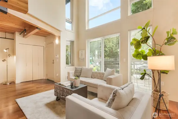 530 Broadway E #130, Seattle, WA 98102