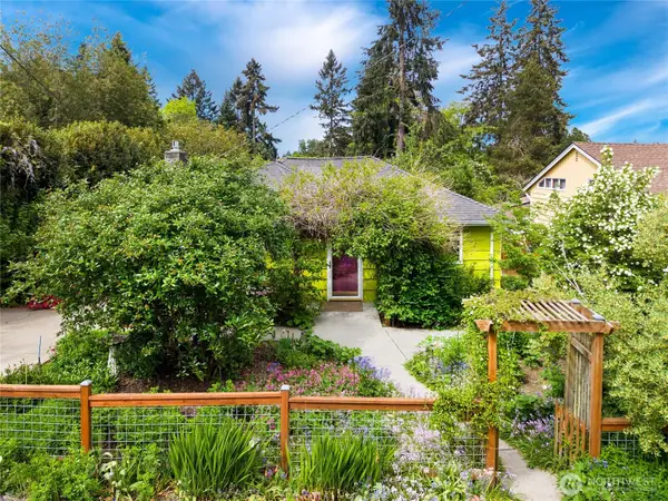 2132 N 148th Street, Shoreline, WA 98133