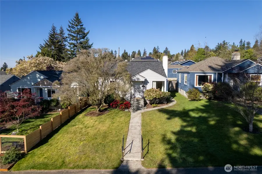 4437 47th Avenue Sw, Seattle, WA 98116 - #2