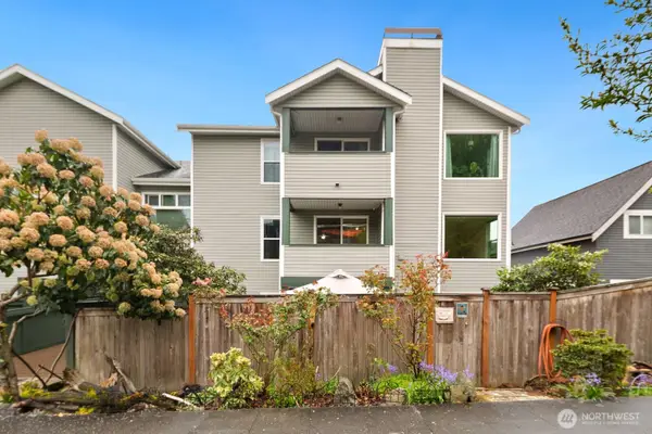 1836 25th Avenue #204, Seattle, WA 98122